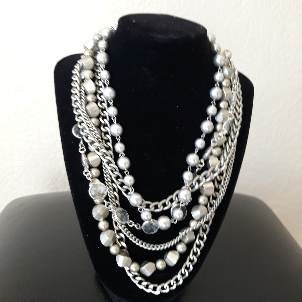 Gun Metal Toned Neclace